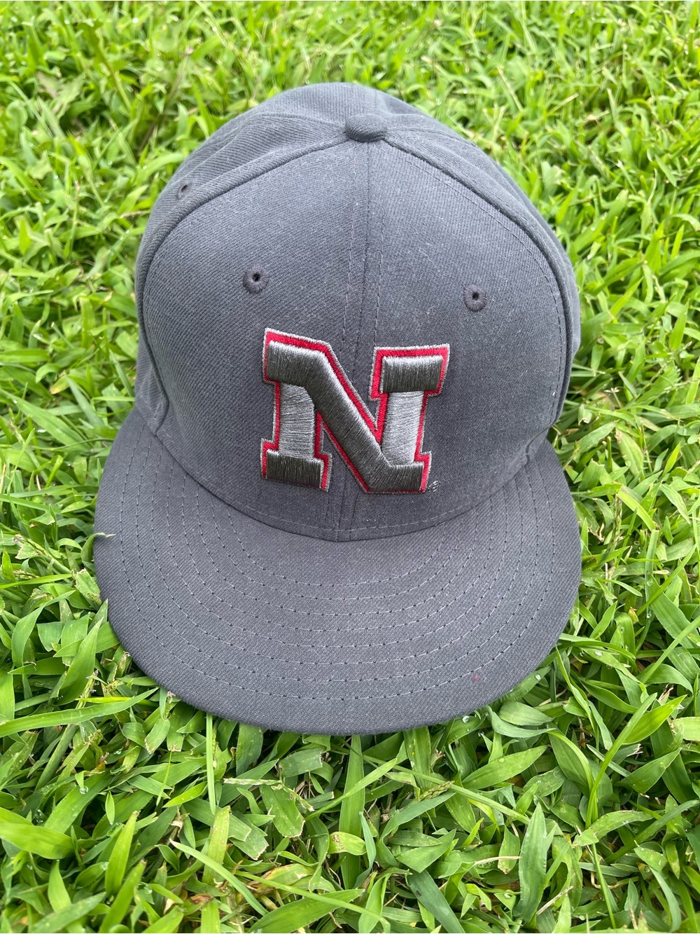 New Era Nebraska huskers gray hat. Brand new